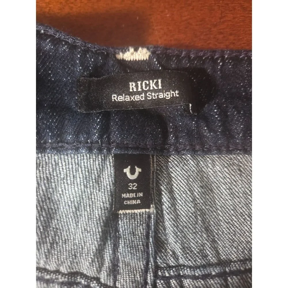 True Religion new embroidery